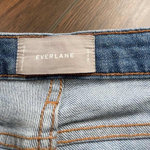 Everlane mid rise skinny jeans raw hem - Picture 3 of 5